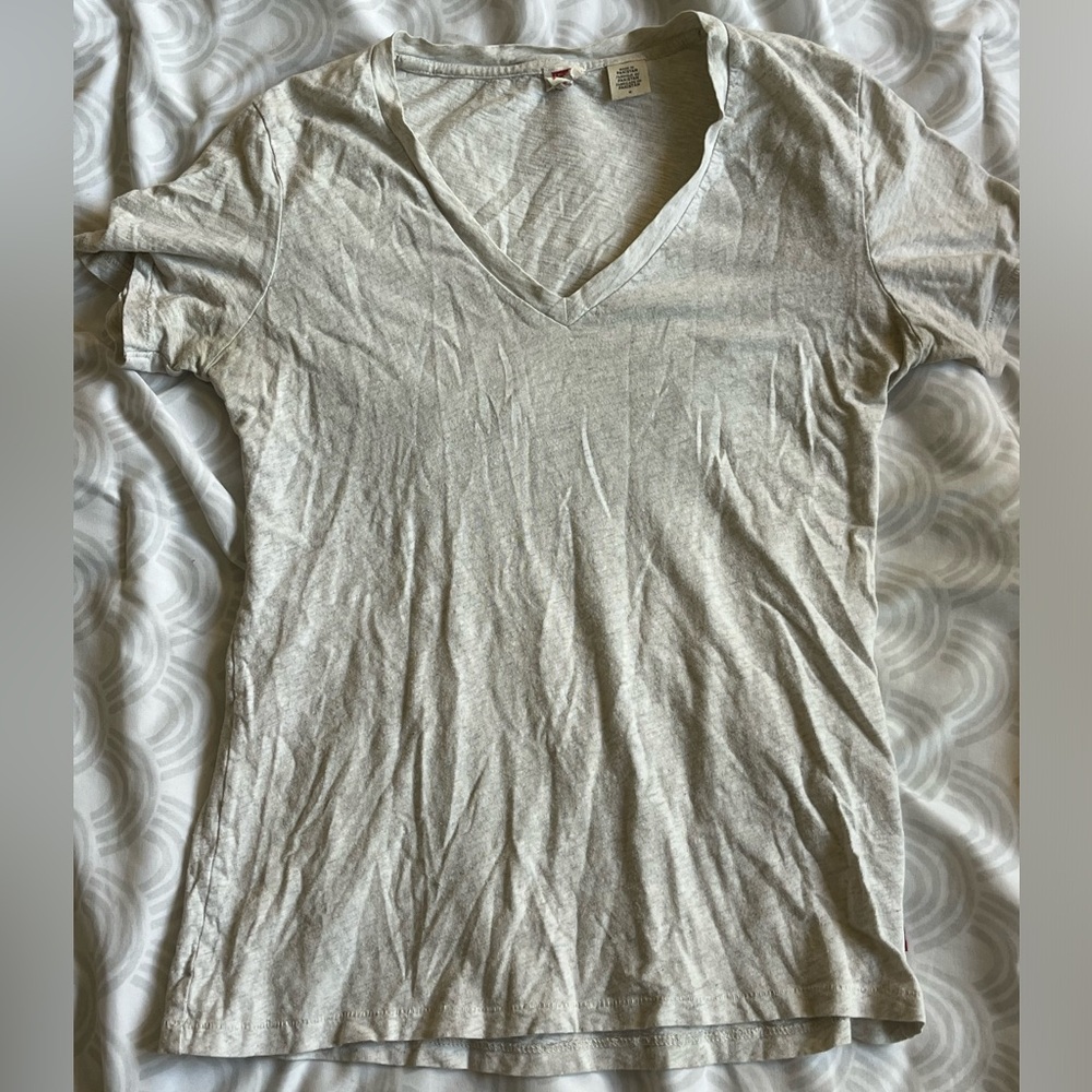 Levi’s White V-Neck